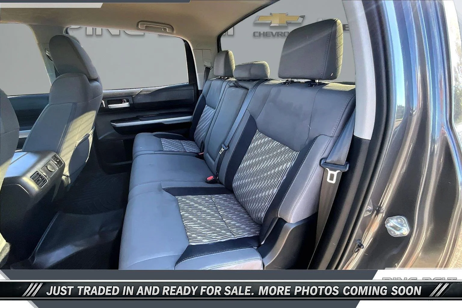 Used 2018 Magnetic Gray Metallic Toyota SR5 image 20