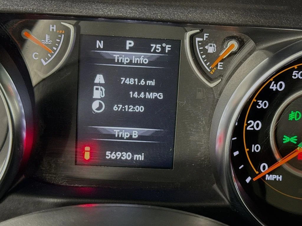 Used 2022 Black Jeep Unlimited Sport Altitude image 12