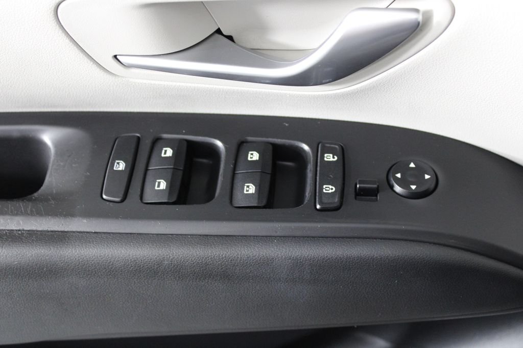Certified Used 2022 Silver Hyundai SEL image 23