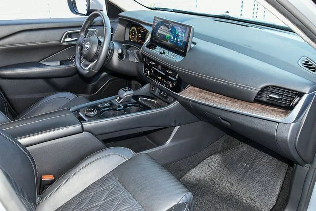2024 Nissan Rogue Platinum - Photo 27