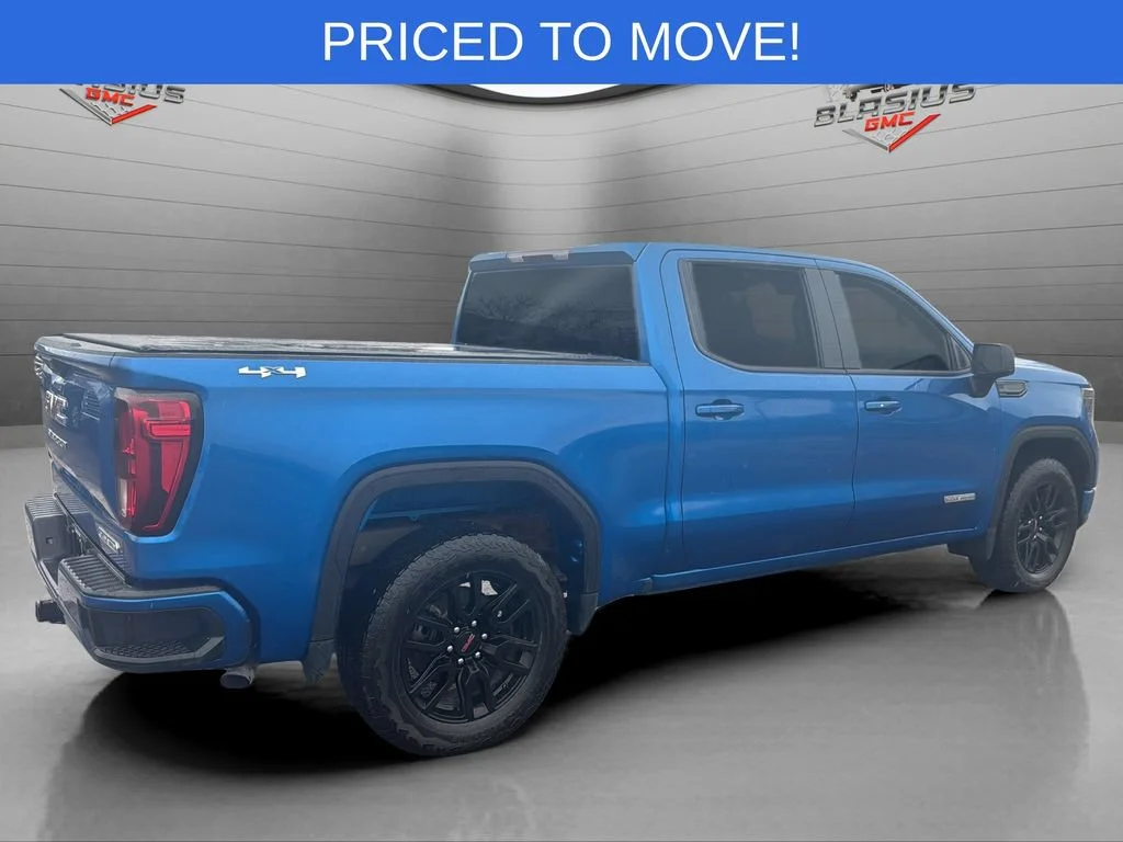 Used 2023 Dynamic Blue Metallic GMC Elevation image 5