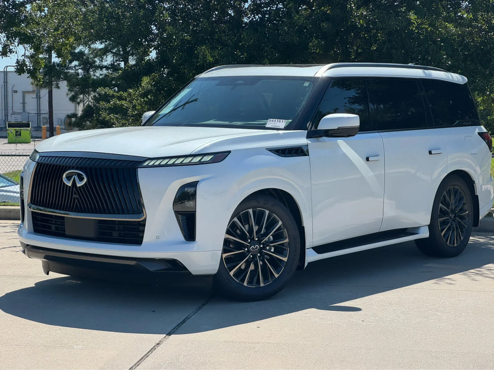 2026 INFINITI QX80 Autograph 4WD's photo