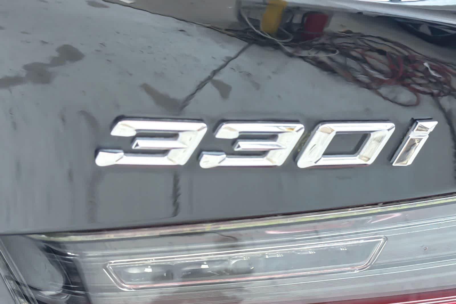 Used 2021 Jet Black BMW 330i image 27