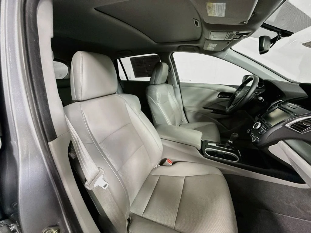 Used 2017 Lunar Silver Metallic Acura w/Technology Pkg image 26