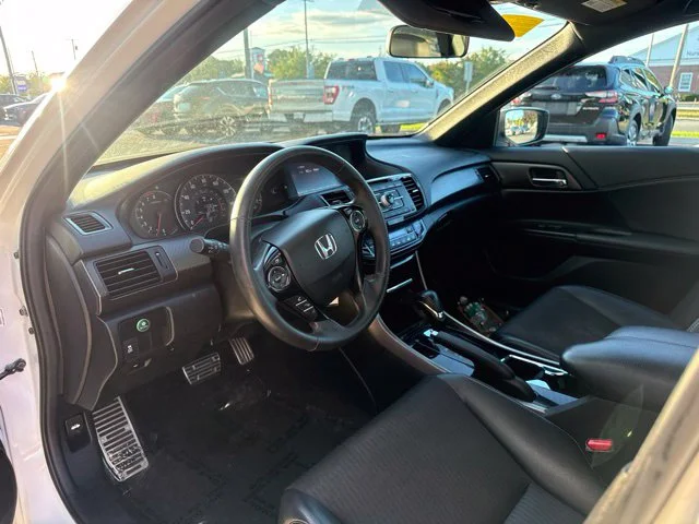Used 2016 White Honda Sport image 12
