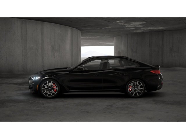 New 2026 Black Sapphire Metallic BMW M440i xDrive image 4