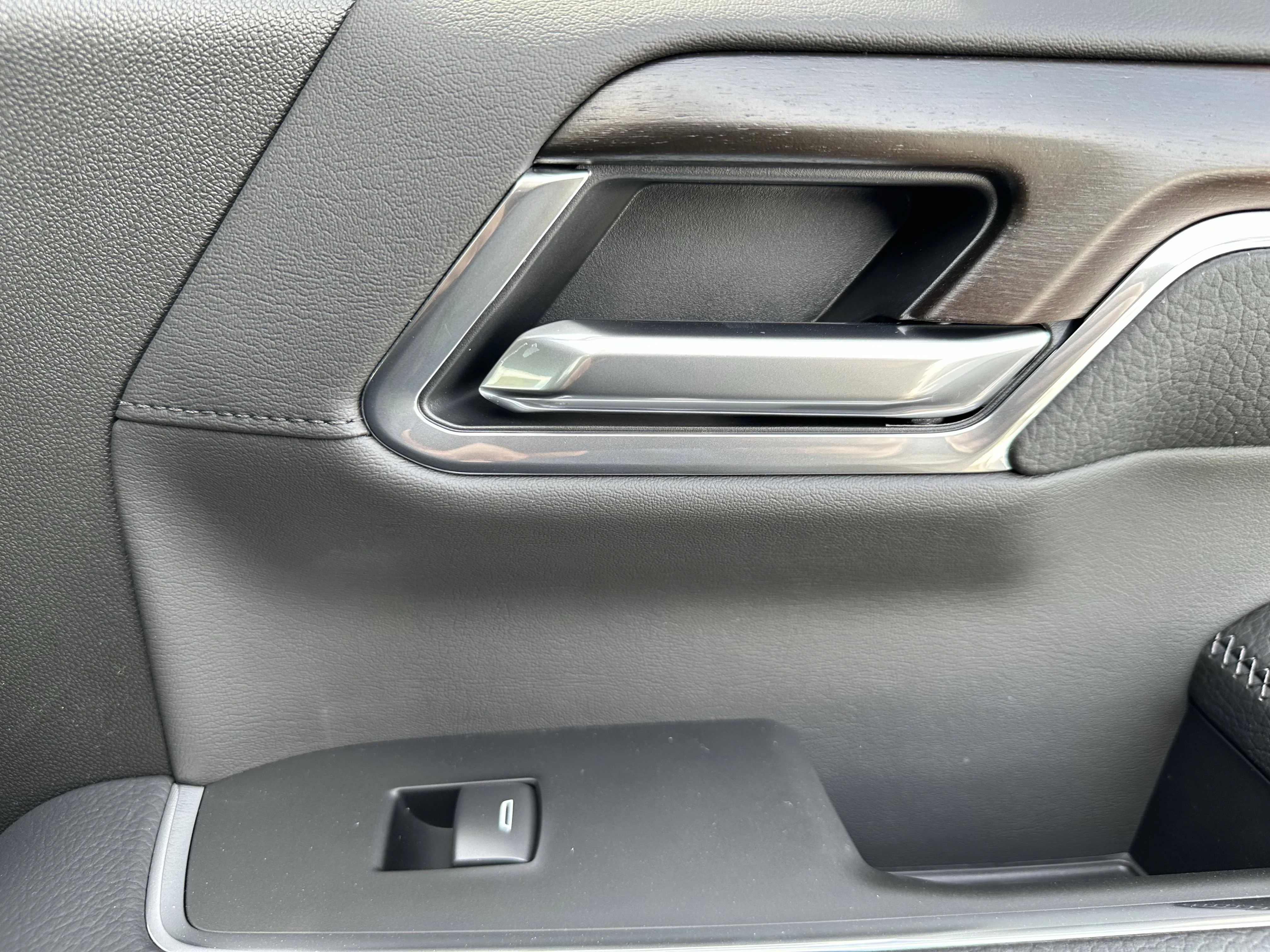 New 2026 Glacier White Tricoat GMC Denali image 22