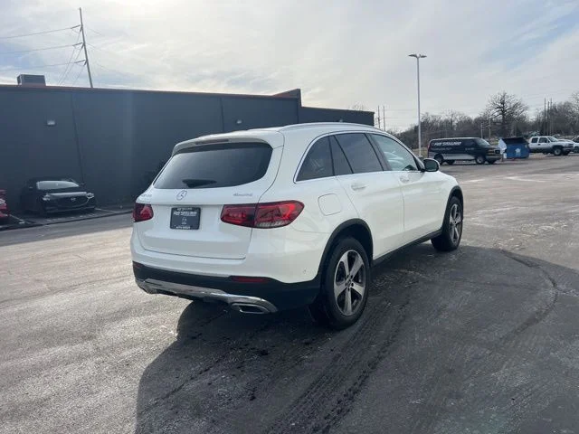 Used 2022 White Mercedes-Benz GLC 300 image 8
