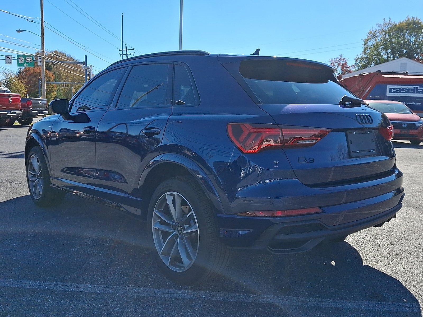 2024 Audi Q3 Premium Plus 45 TFSI S line photo 4