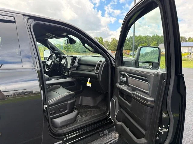 Used 2024 Black Ram Laramie image 32