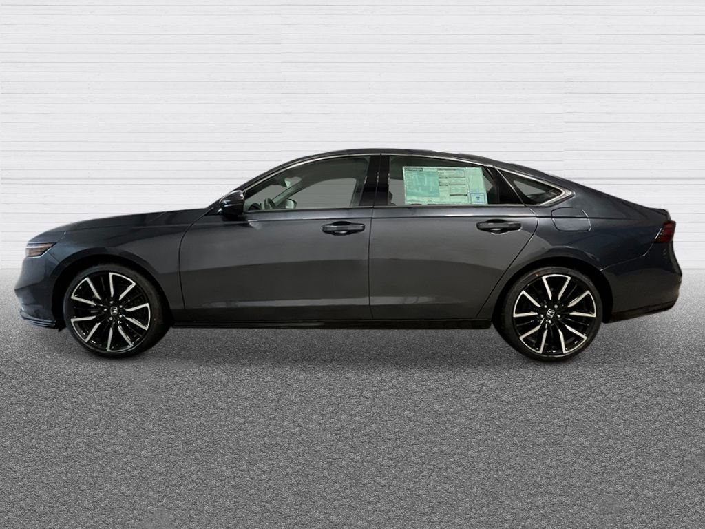 New 2026 Meteorite Gray Metallic Honda Touring Hybrid image 2