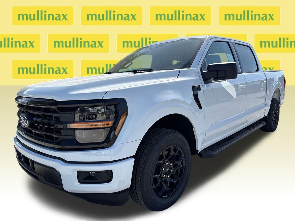New 2026 White Ford XLT image 16