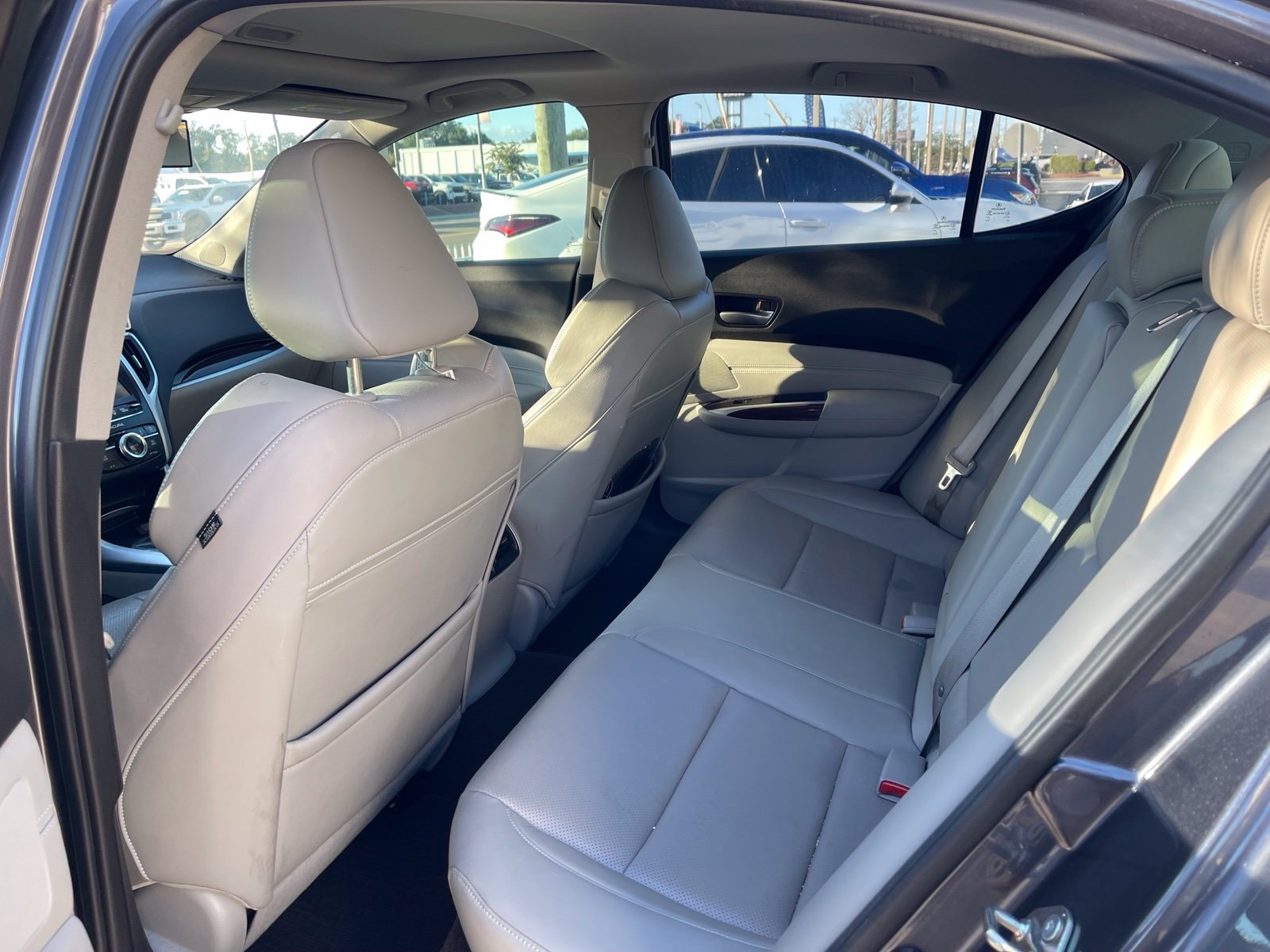 Used 2017  Acura 3.5L V6 image 6