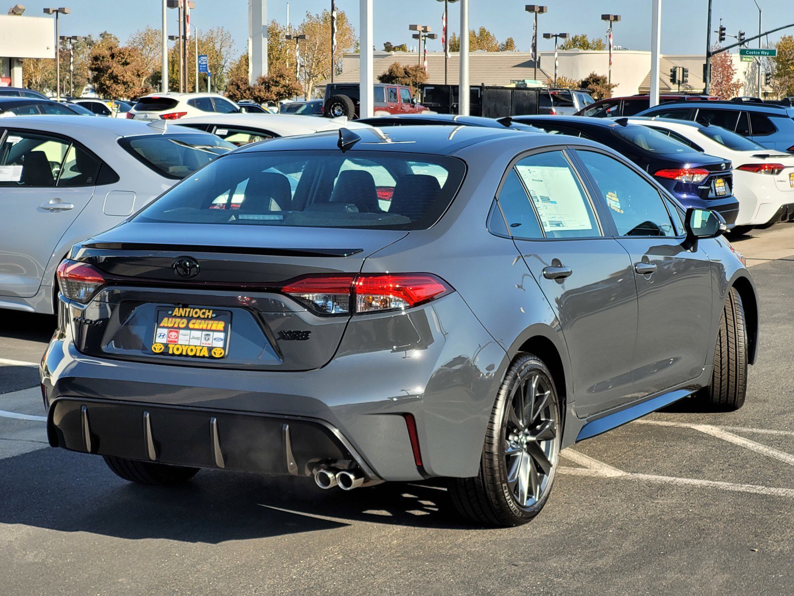 2026 Toyota Corolla XSE photo 3