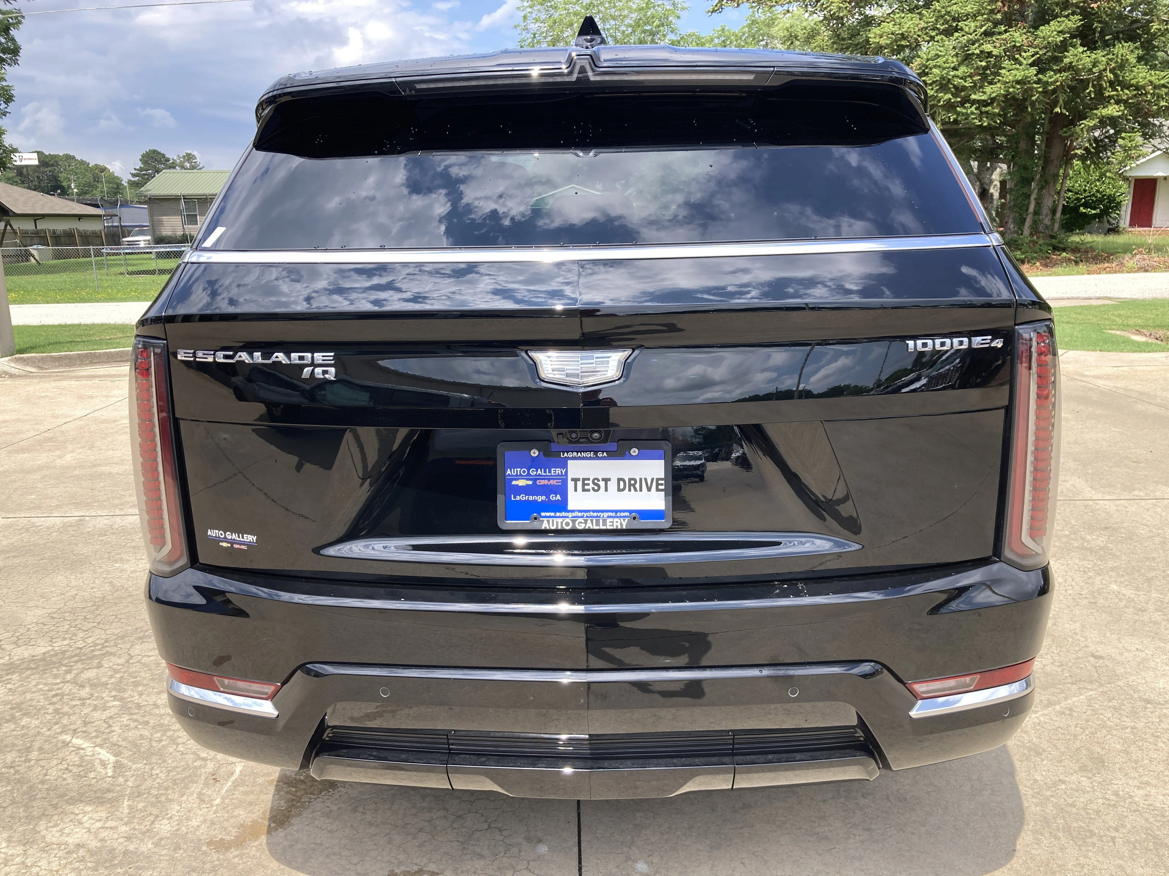 Used 2025 Black Raven Cadillac Luxury 2 image 6
