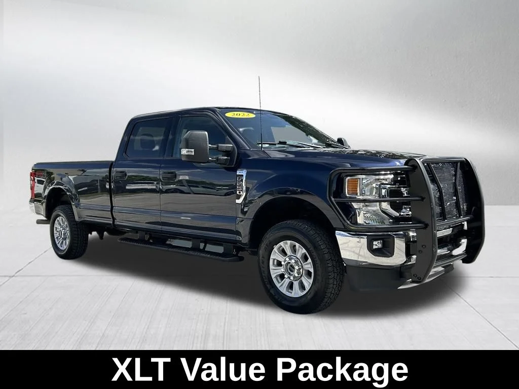 Certified Used 2022 Blue Ford XLT image 4