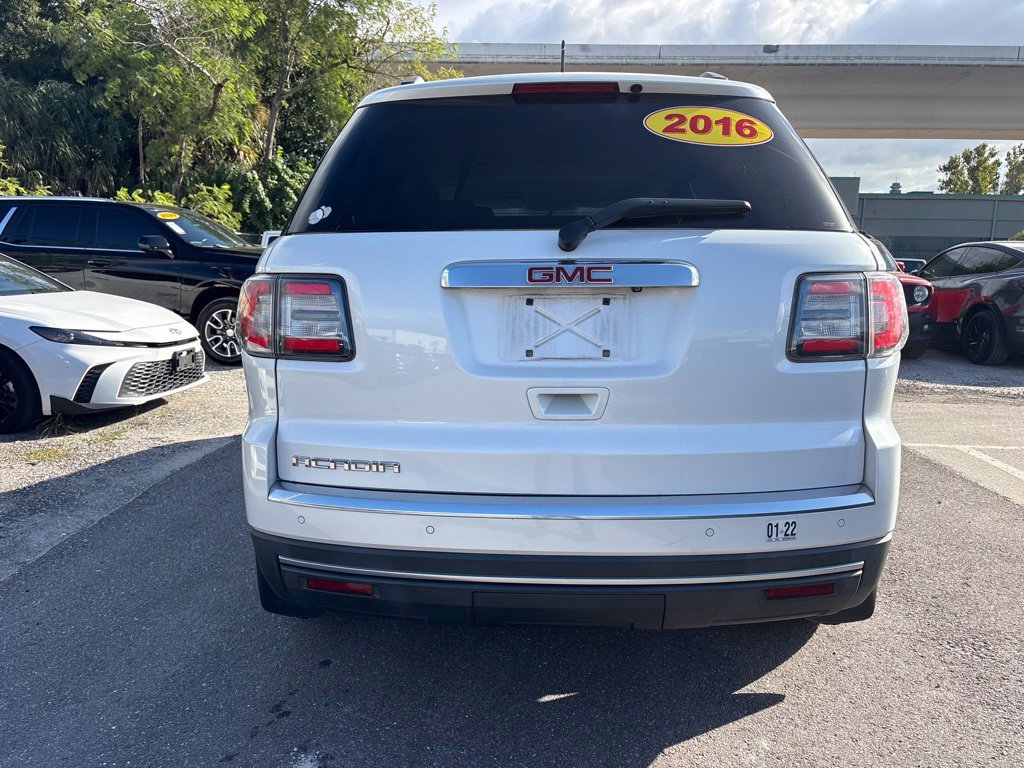 Used 2016 White GMC SLE-2 image 4