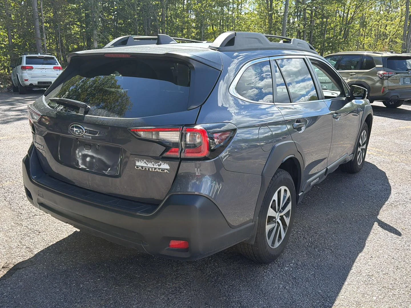 Used 2025 Magnetite Gray Metallic Subaru Premium image 8