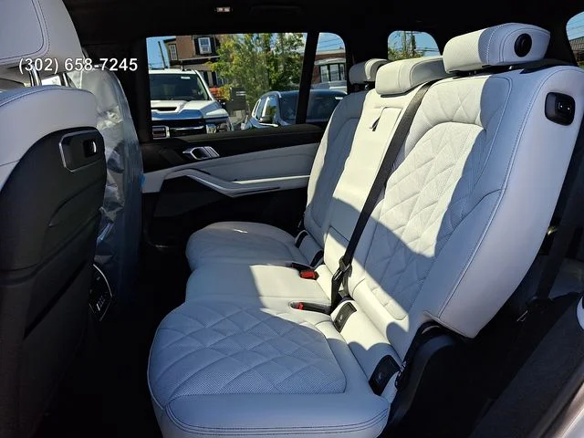 New 2027 Alpine White BMW xDrive40i image 9