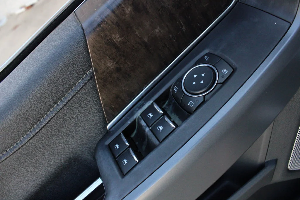 Used 2021 Gray Ford Lariat image 8