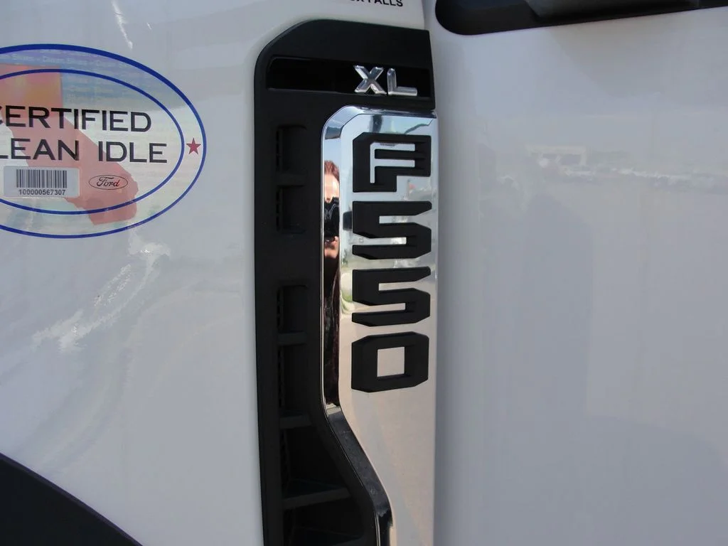 New 2025 Oxford White Ford F-550® XL image 9