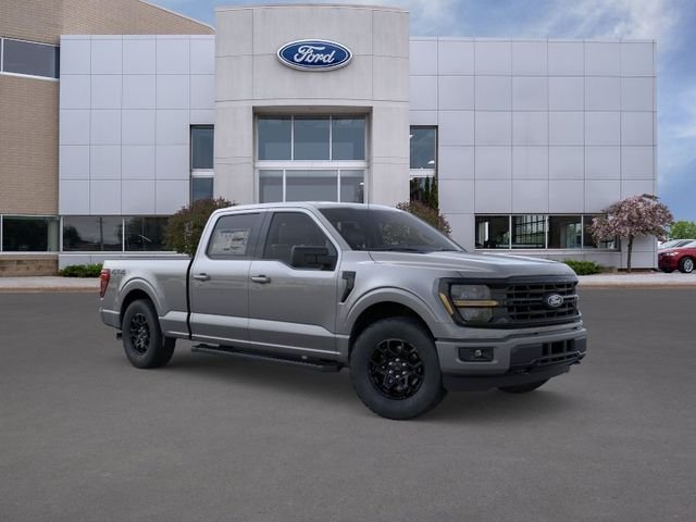 New 2026 Gray Metallic Ford XLT image 7