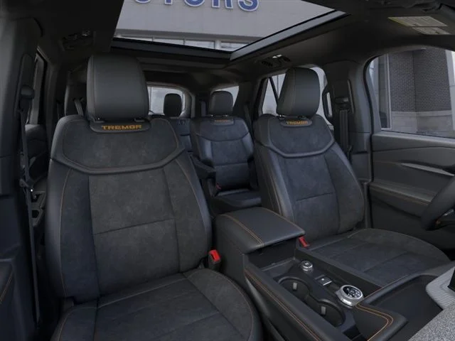 New 2026 Carbonized Gray Metallic Ford Tremor image 10