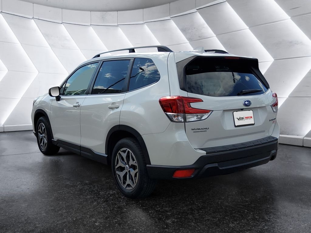 Used 2021 White Subaru Premium image 6