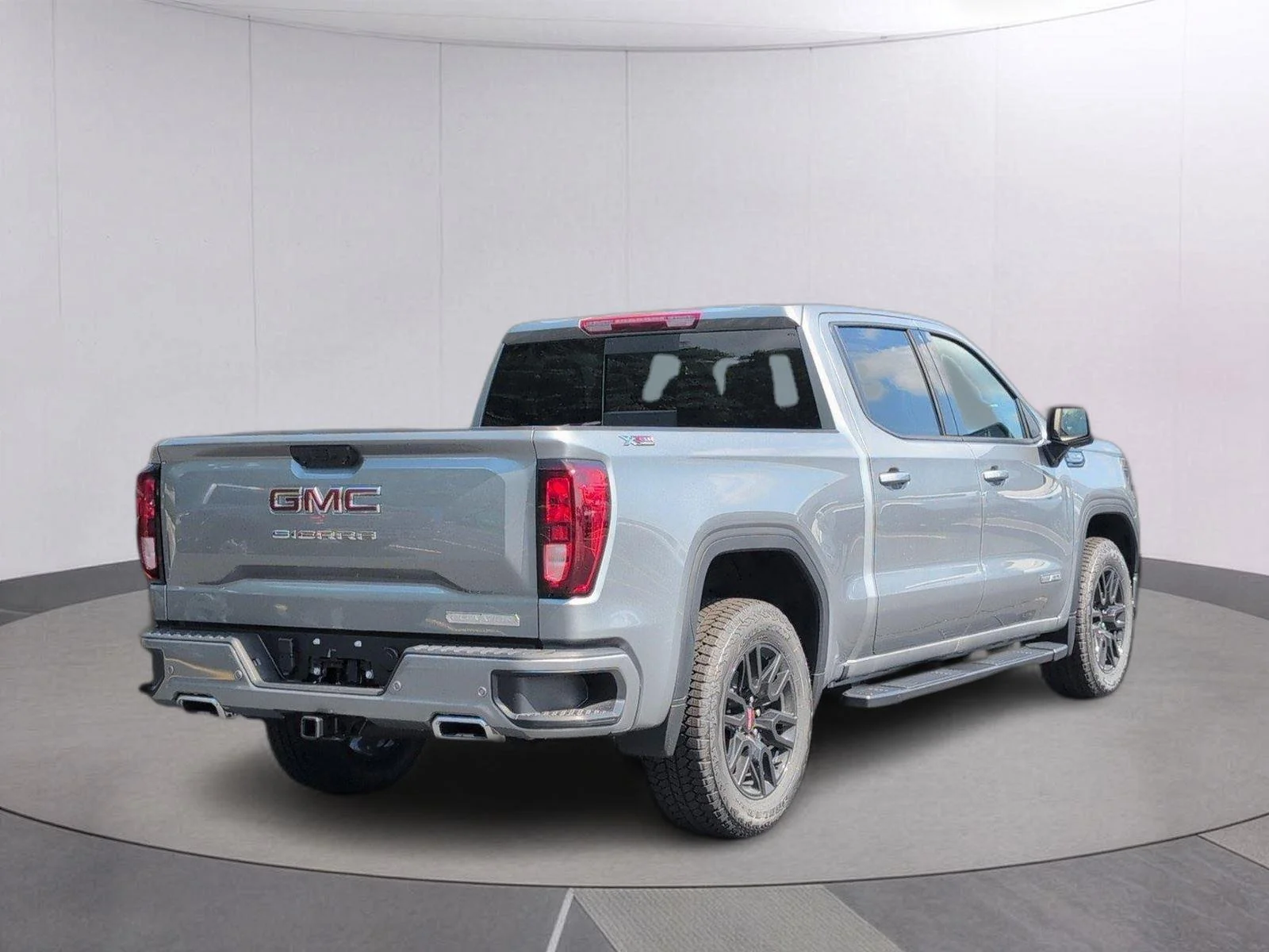 New 2026 Sterling Metallic GMC Elevation image 7