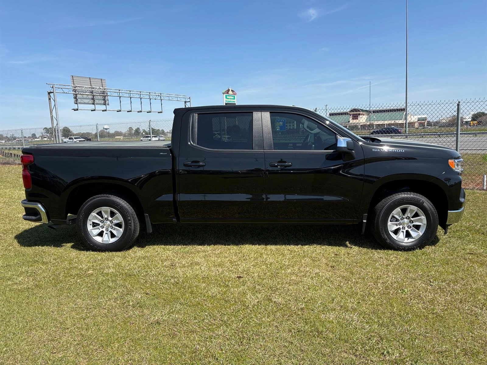 Used 2023 Black Chevrolet LT image 3