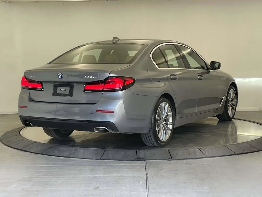 Used 2023 Gray BMW 530e iPerformance image 5