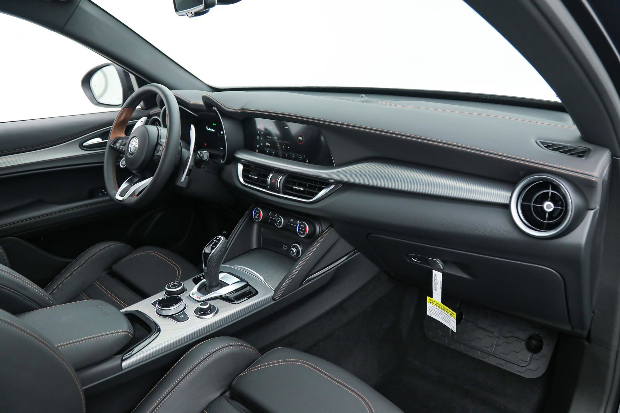2025 Alfa Romeo Stelvio Intensa - Photo 11
