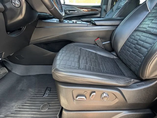 Used 2023 Sandstone Metallic Cadillac Premium Luxury Platinum image 19