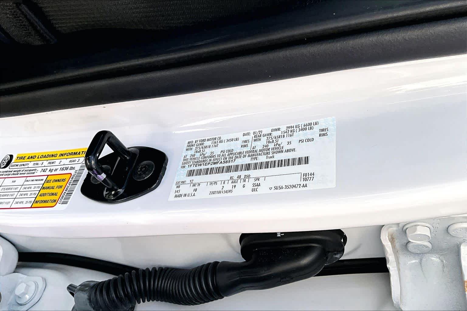Used 2021 Oxford White Ford XLT image 35