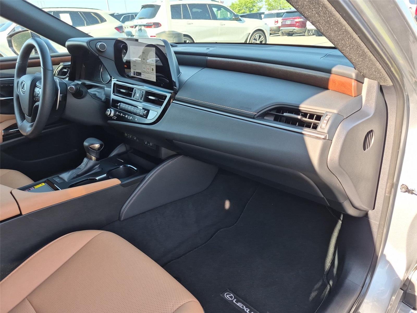 Used 2025 Iridium Lexus ES 350 image 38