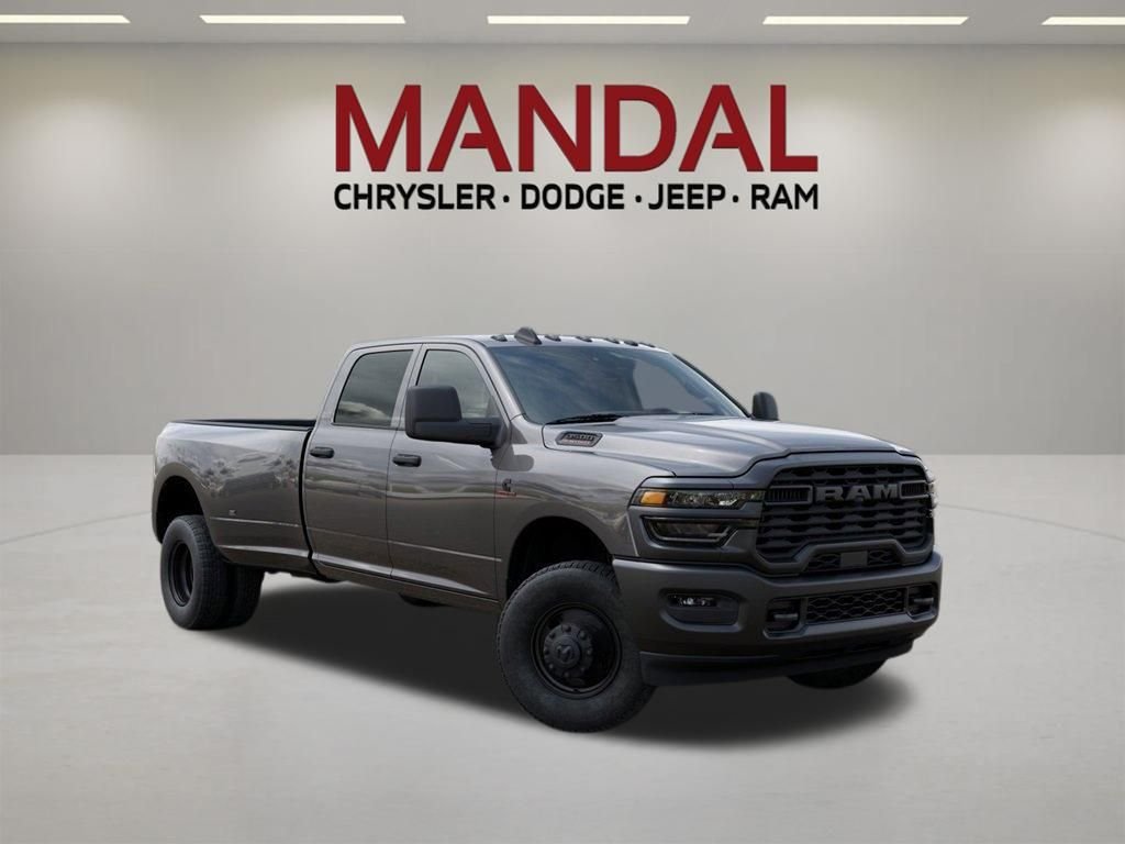 New 2026 Granite Crystal Metallic Clear-Coat Exterior Paint RAM Tradesman image 5