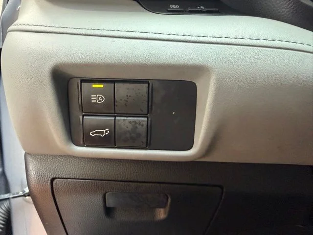 Used 2021 Gray Toyota XLE image 21