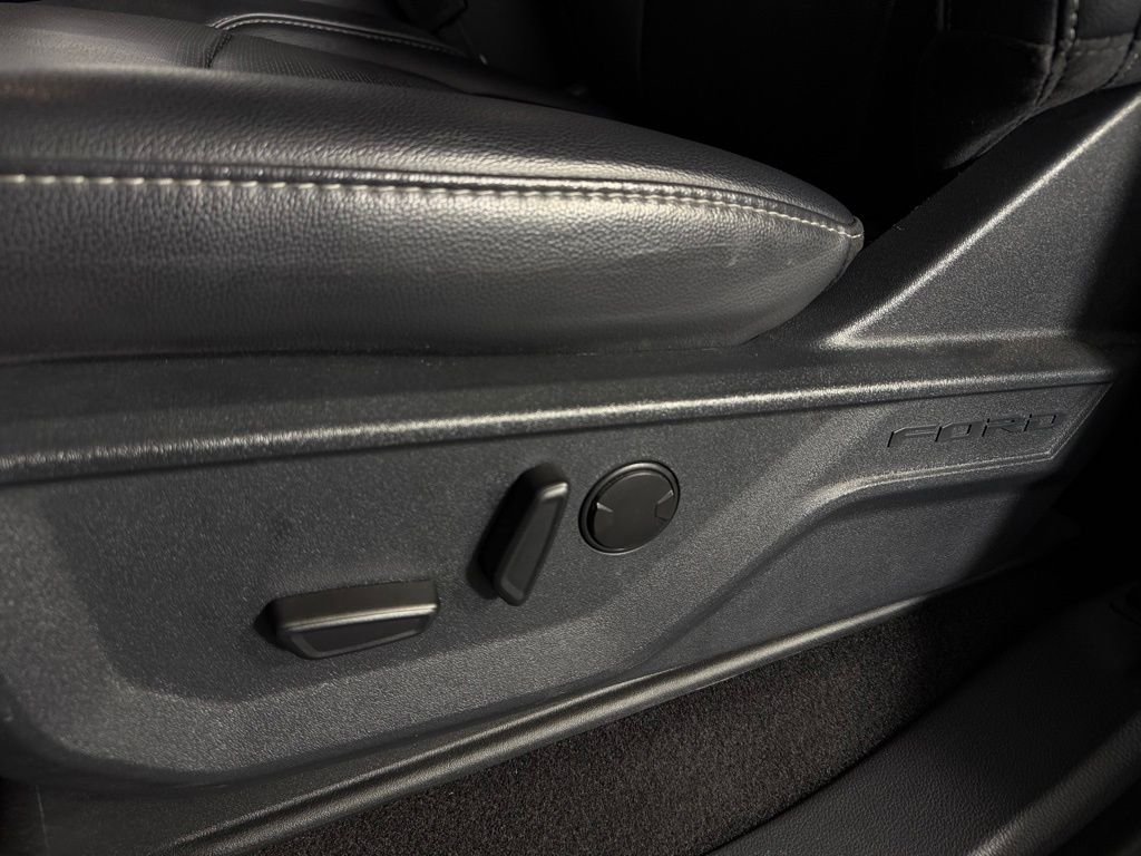 2025 Ford F-150 Lariat - Photo 25