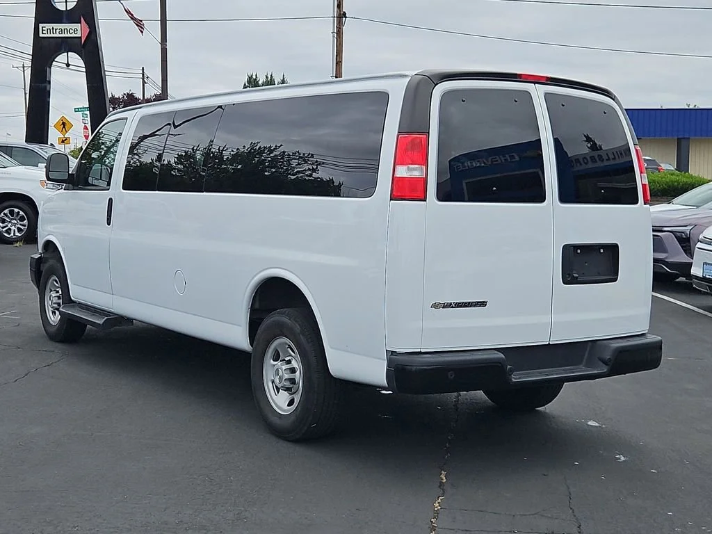 Used 2023 Summit White Chevrolet 1LS image 4