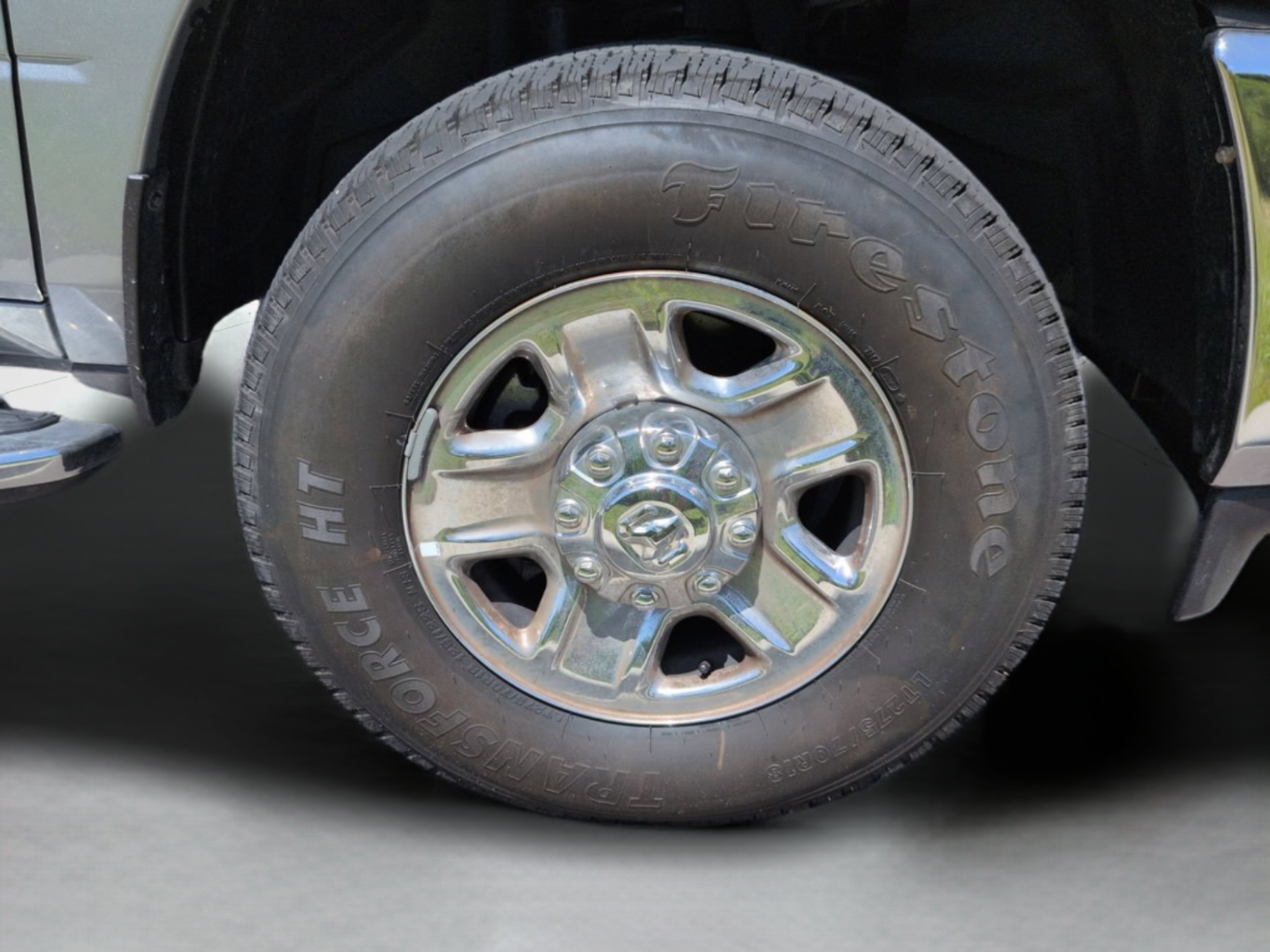 Used 2024 Billet Silver Metallic Clearcoat Ram Big Horn image 25