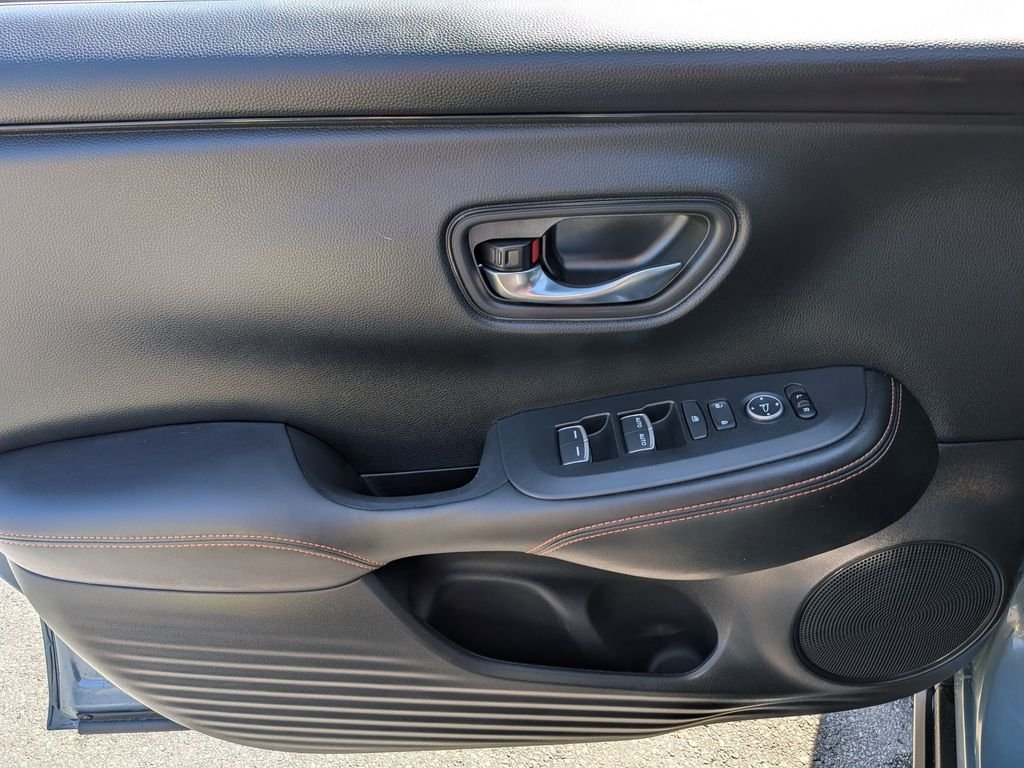 Used 2024  Honda Sport image 13