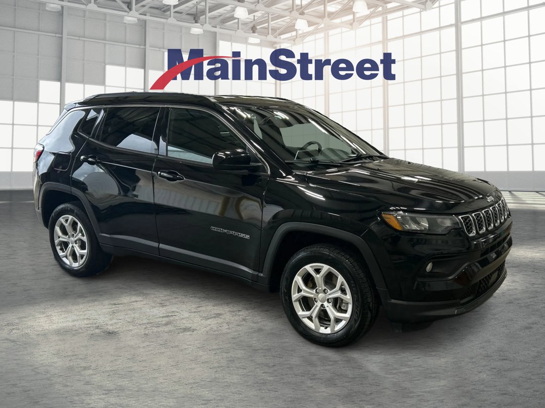 Used 2024 Black Jeep Latitude image 7