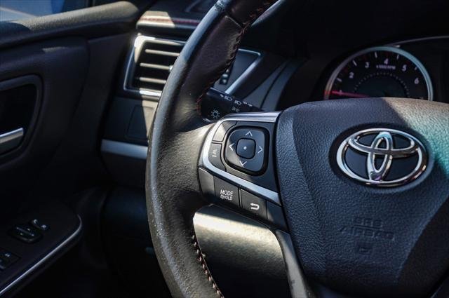 Certified Used 2016 CELESTIAL SILVER METALLIC Toyota  image 16