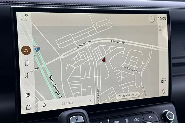 New 2026 Woolstone Green Land Rover X-Dynamic SE image 17
