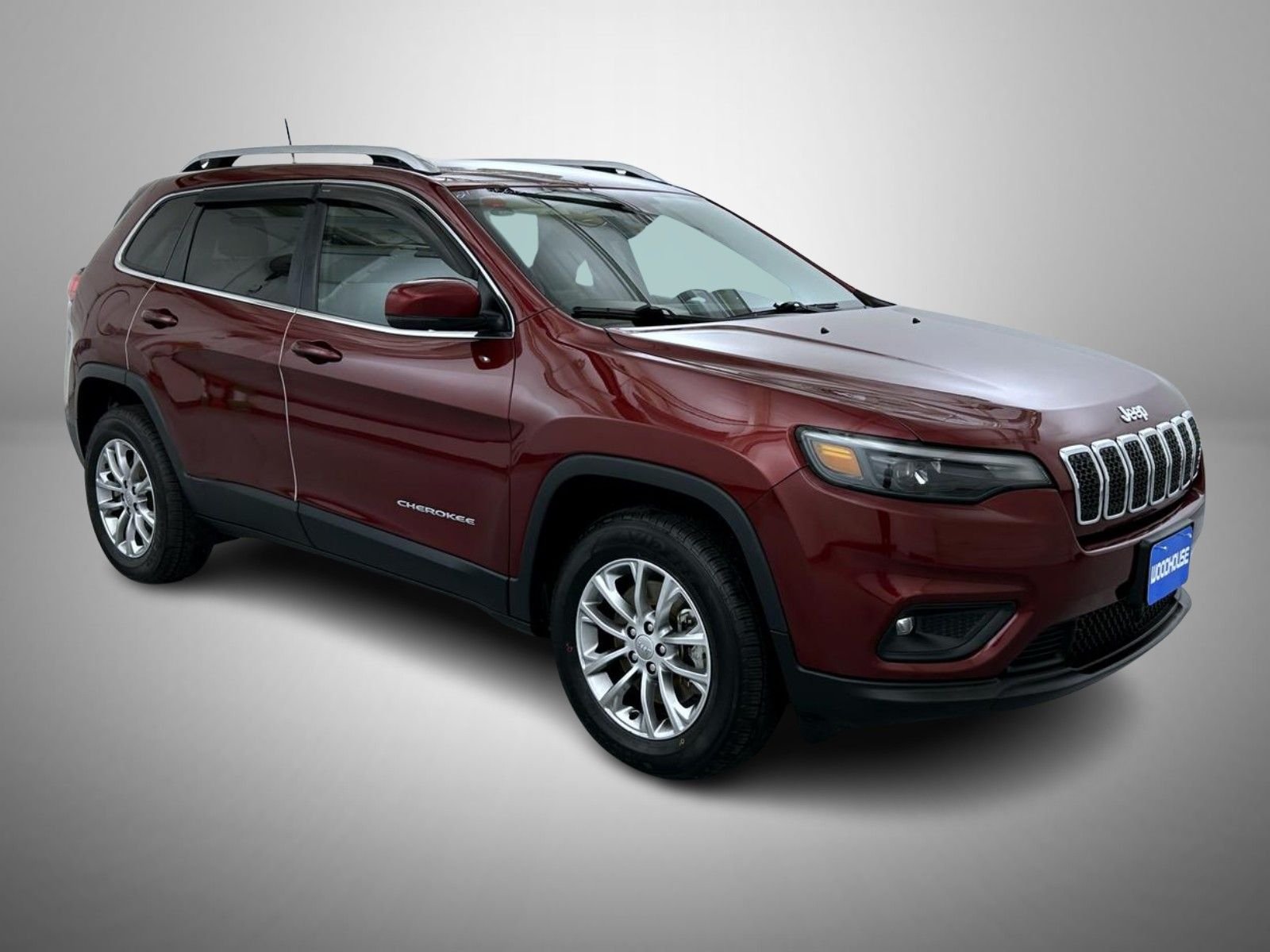 Used 2021 Red Jeep Latitude Plus image 3