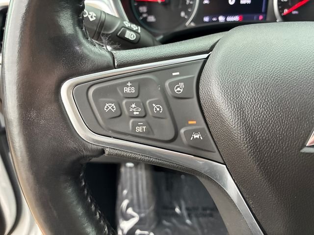 Used 2020 Beige Chevrolet Premier image 23
