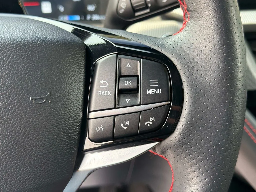Used 2025 Vapor Blue Ford ST-Line image 29