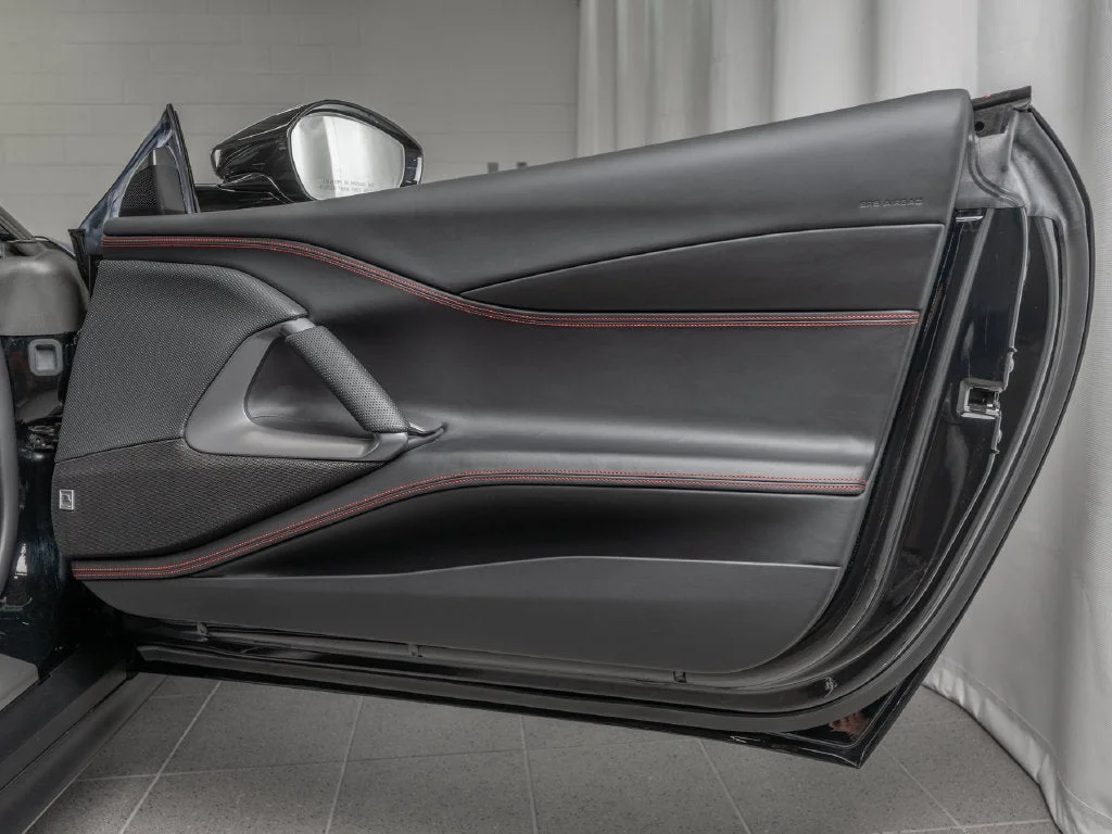 Certified Used 2020 Nero Ferrari Base image 19