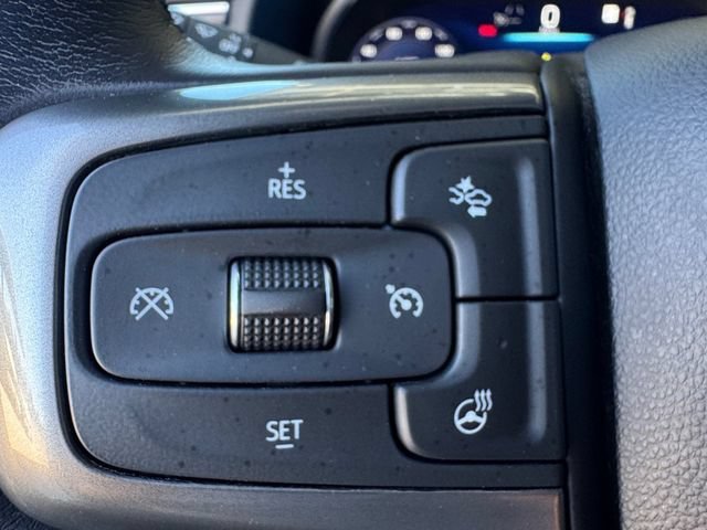 Used 2022 Summit White Chevrolet Z71 image 7
