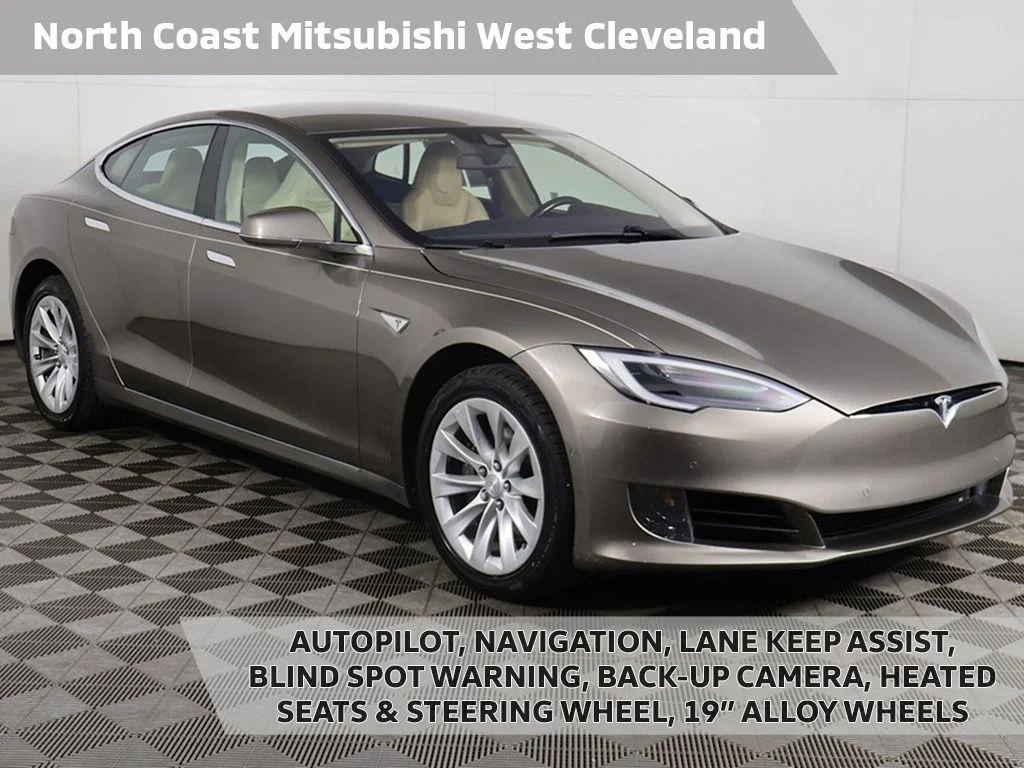 2016 Tesla Model S's photo